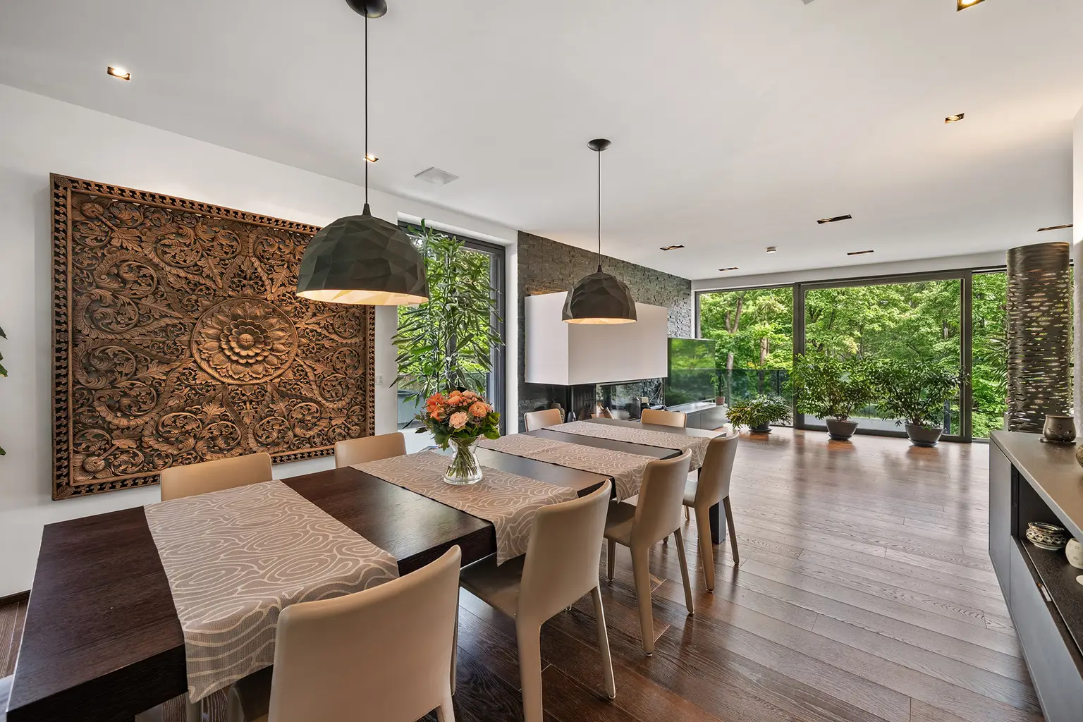 Energieeffiziente Villa mit Pool & unverbaubarem Waldblick