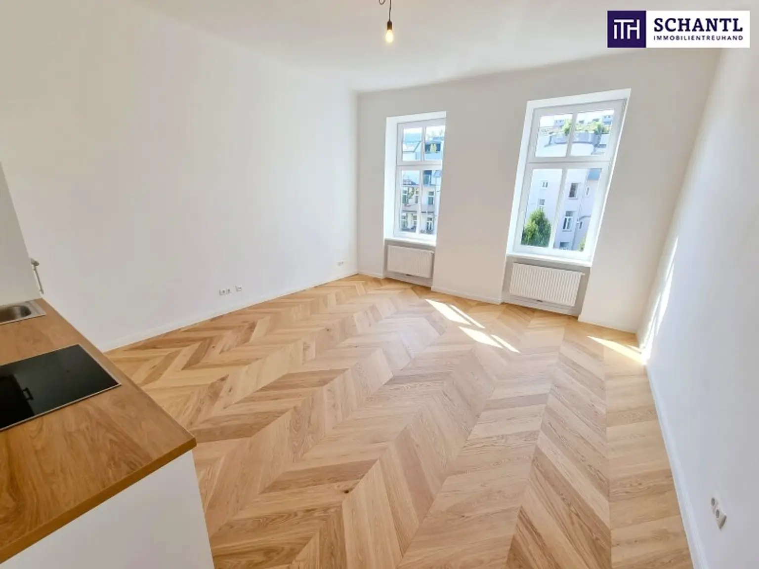 Viel Licht + Viel Raum + Viel Lebensfreude - Ihre Chance auf den sanierten Wohntraum! Frisch sanierte 2-Zimmer im Traumhaus in TOP Lage in 1150 Wien! Beste Infrastruktur und Anbindung!