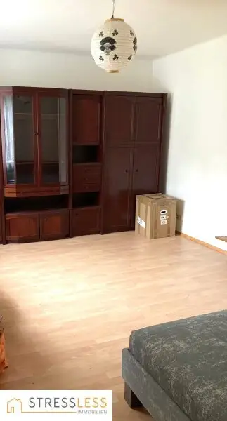 Rohdiamant sucht neue Eigentümer!    Großes Grundstück mit Altbaumbestand!