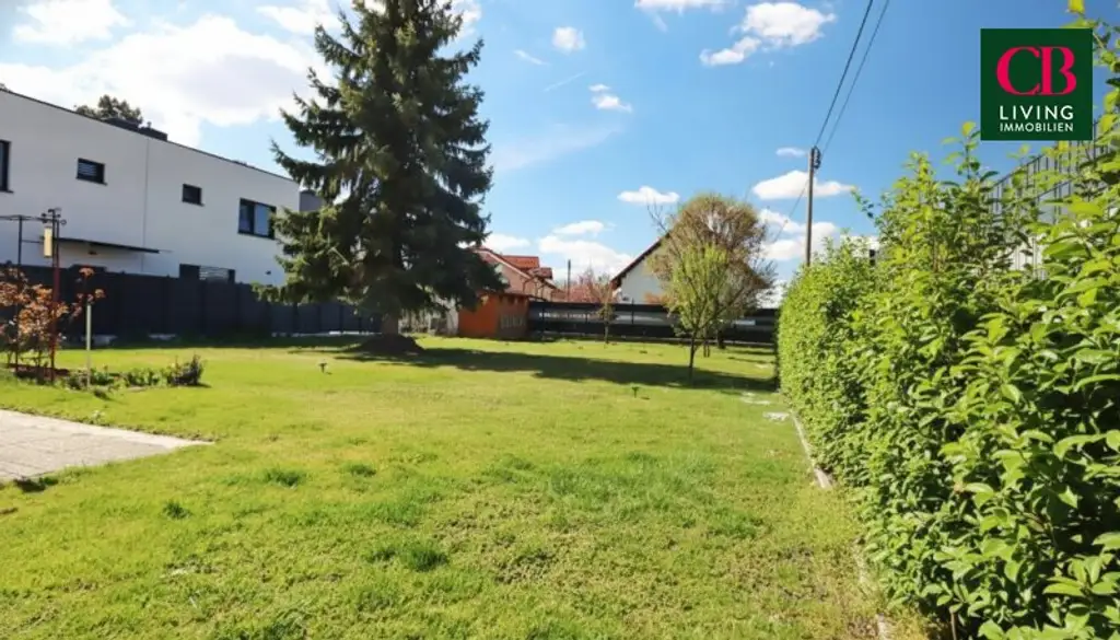 HAUS IN SEHR GUTER LAGE MIT VIEL POTENZIAL !!