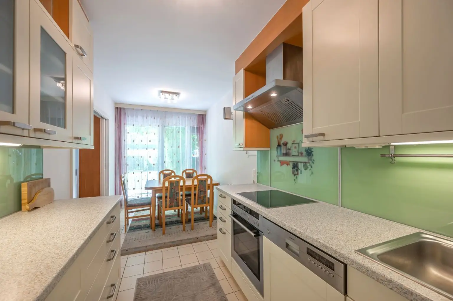 Charmante Wohn-Oase mitten in der Stadt - 126m² Wohnraum, + Terrasse, + Garten, Stellplatz und viel Komfort!