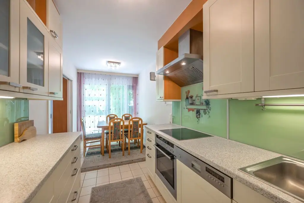 Charmante Wohn-Oase mitten in der Stadt - 126m² Wohnraum, + Terrasse, + Garten, Stellplatz und viel Komfort!