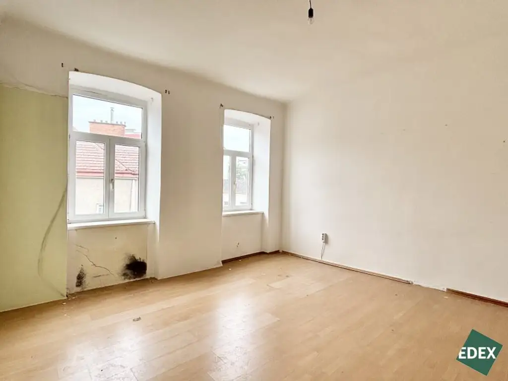 Sanierungsbedürftige 2-Zimmer-Altbauwohnung in guter Lage in Meidling