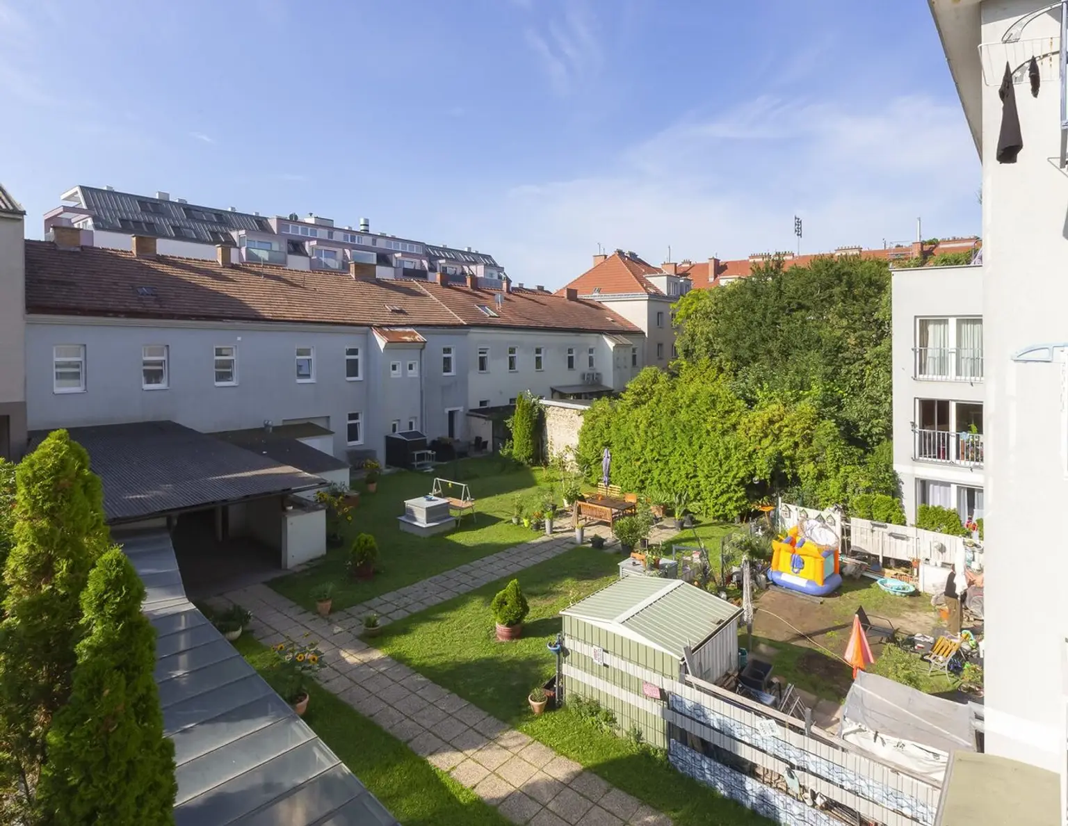 Leopoldauer Straße - hofseitiger 3 Zimmer Neubau mit Garage zu verkaufen
