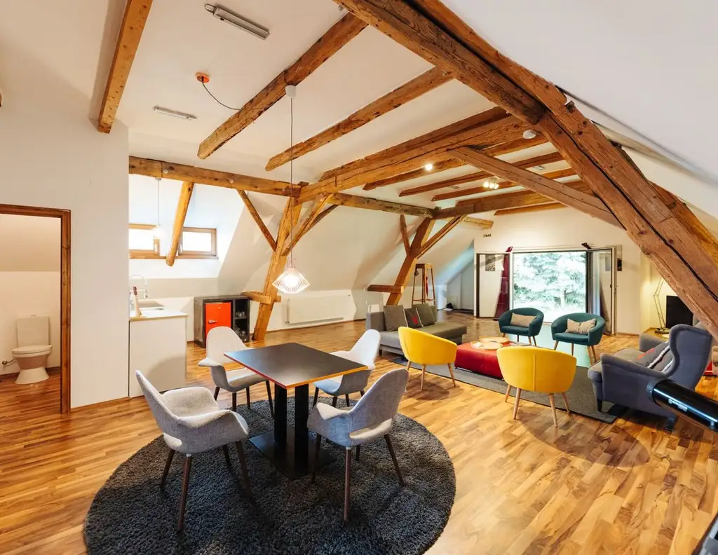 Alpines Refugium mit Weitblick - Exklusives Anwesen mit Chalet und vier Tiny Houses in den Kärntner Nockbergen