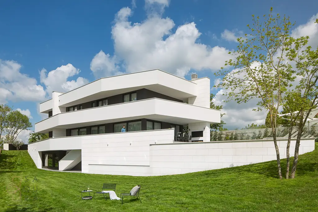 Zeitgenössische Villa in Pazin – Luxus, Privatsphäre und mediterrane Eleganz
