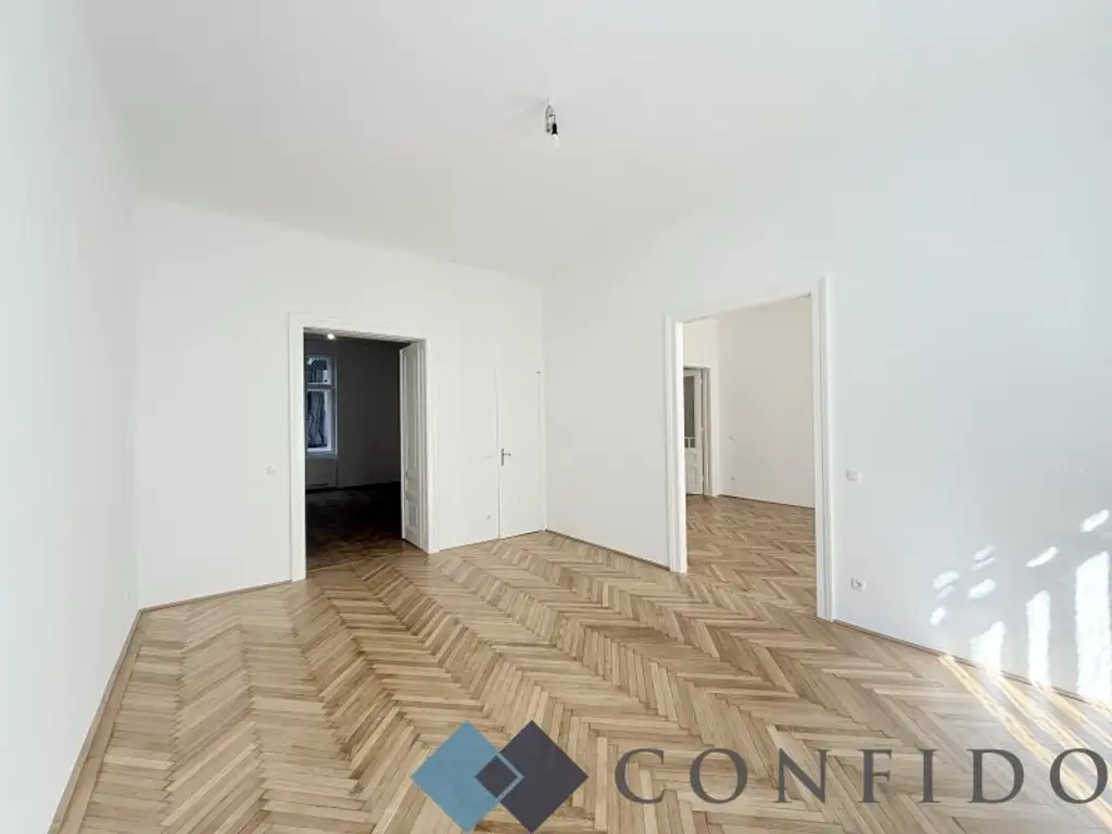 Erstbezug nach Generalsanierung - Herrliche Altbauwohnung in der Albertgasse!