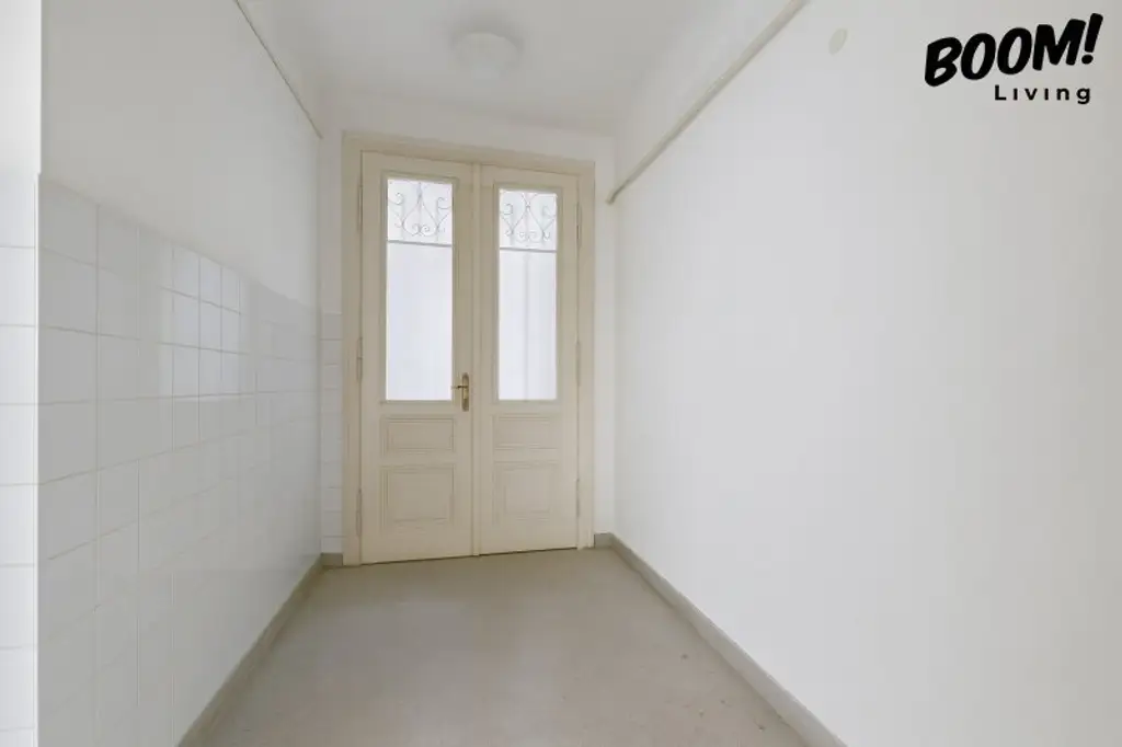 Sanierungsbedürftige Altbauwohnung mit Potenzial