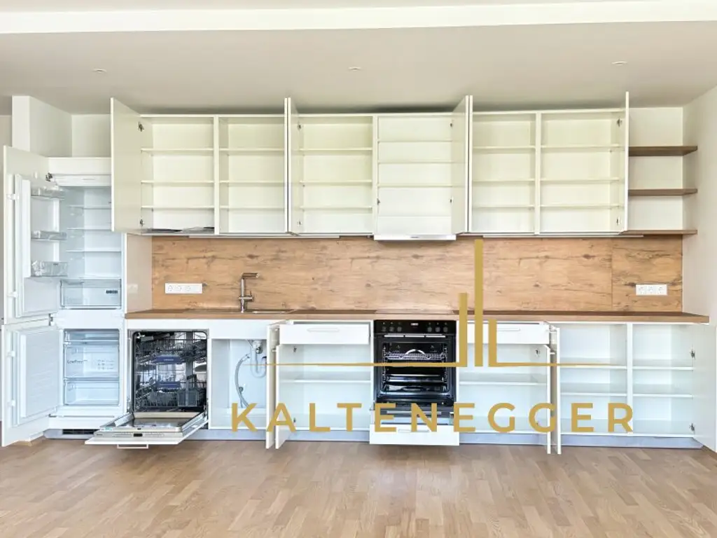 Helle 4-Zimmer-Wohnung ++ ca. 95 m² ++ modern saniert ++ 2. Stock