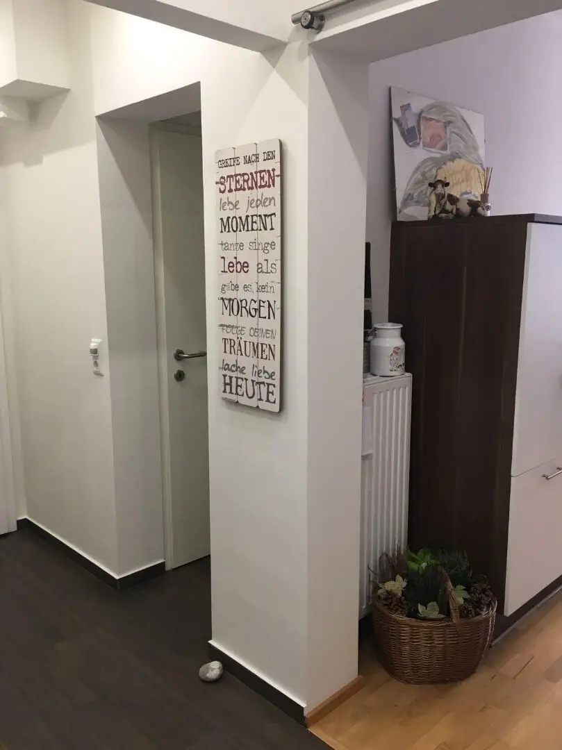 Teilmöblierte 2-Zimmer-Wohnung mit Küchenblock und Loggia in Bruck/Mur zu mieten !
