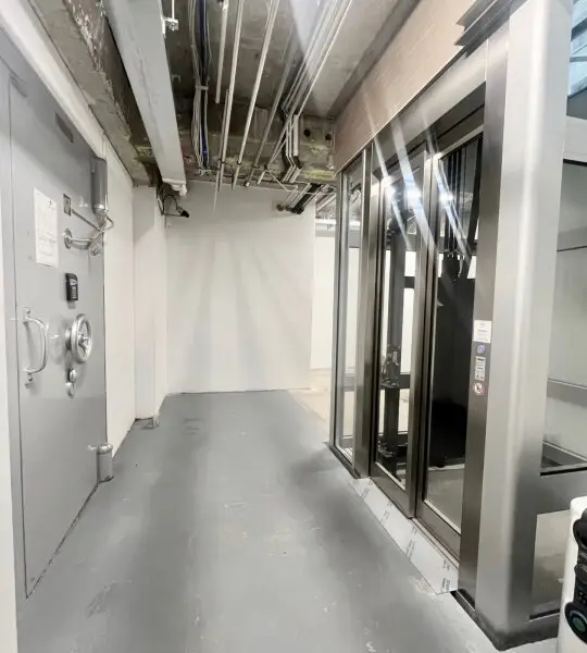 Ordination/Geschäftslokal oder Büro mit Souterrain in TOP FREQUENZLAGE!