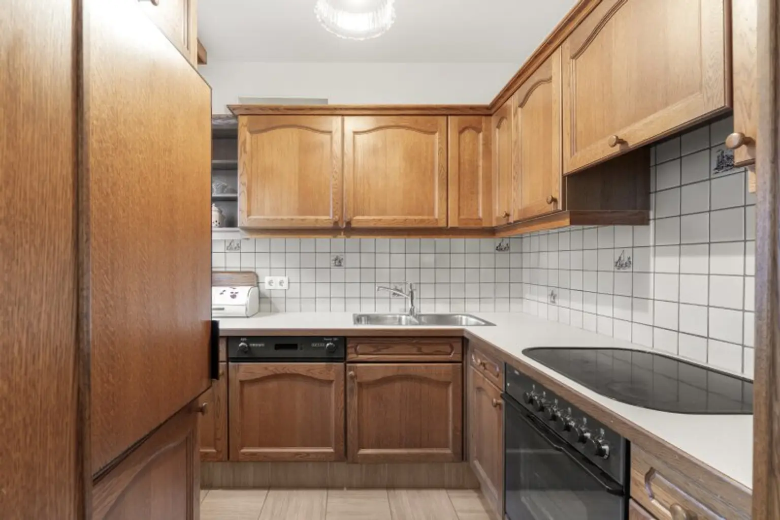 Schöne, sonnige und ruhige 3 Zi Wohnung 81,00m² mit Terrasse und Garage am Spitalberg - Aussichtslage