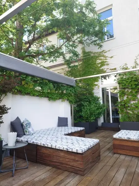 Altbau mit Terrasse und Wellness bei Schlosspark (U4)