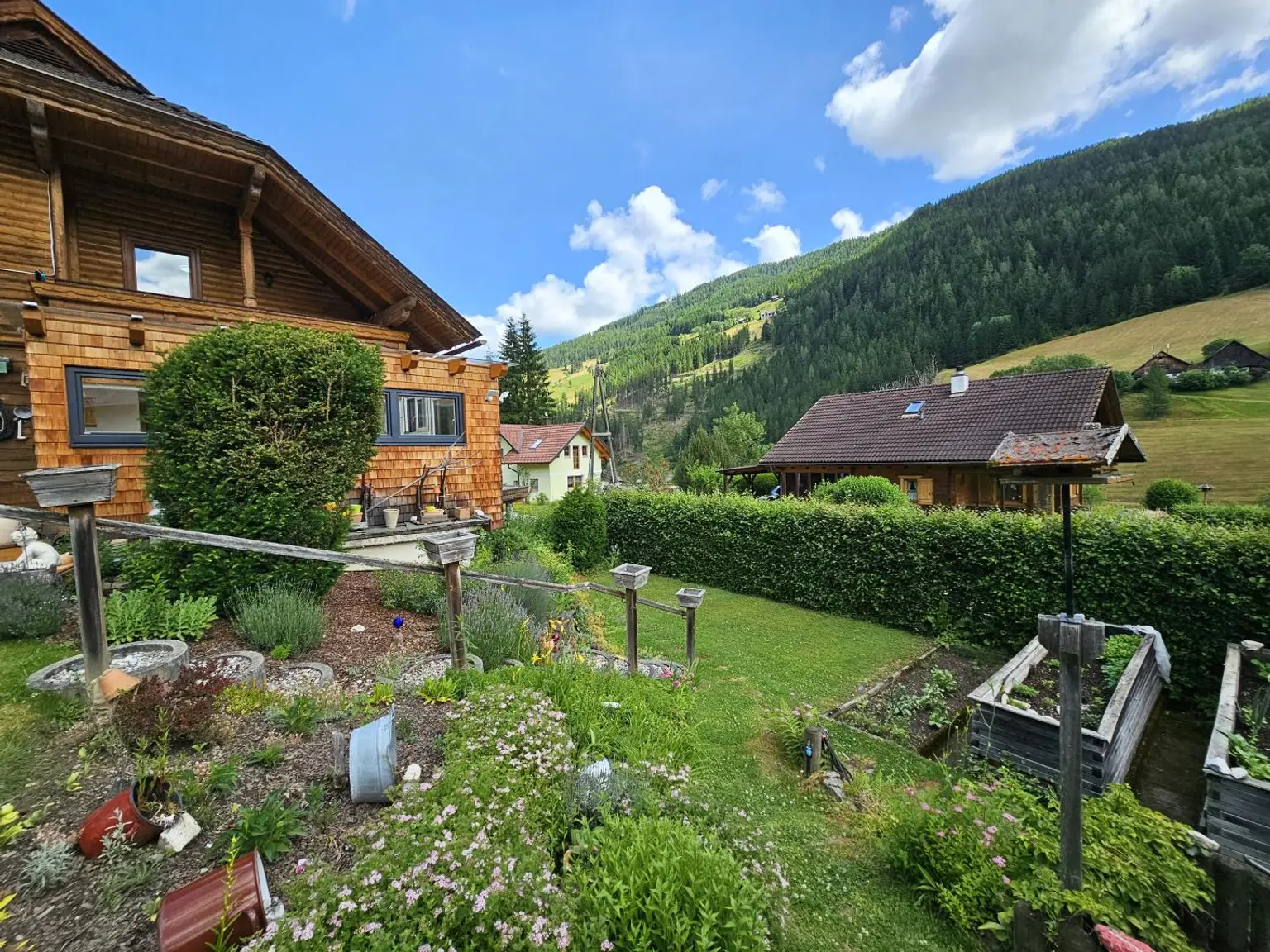 Landhaus mit Chalet-Charakter am Fuße der Turracher Höhe