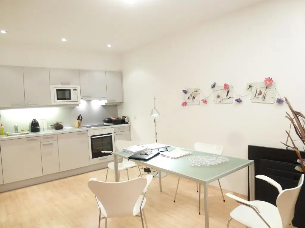 Hofseitige, ruhige Neubauwohnung mit schönem Blick! 6. OG!!!!!