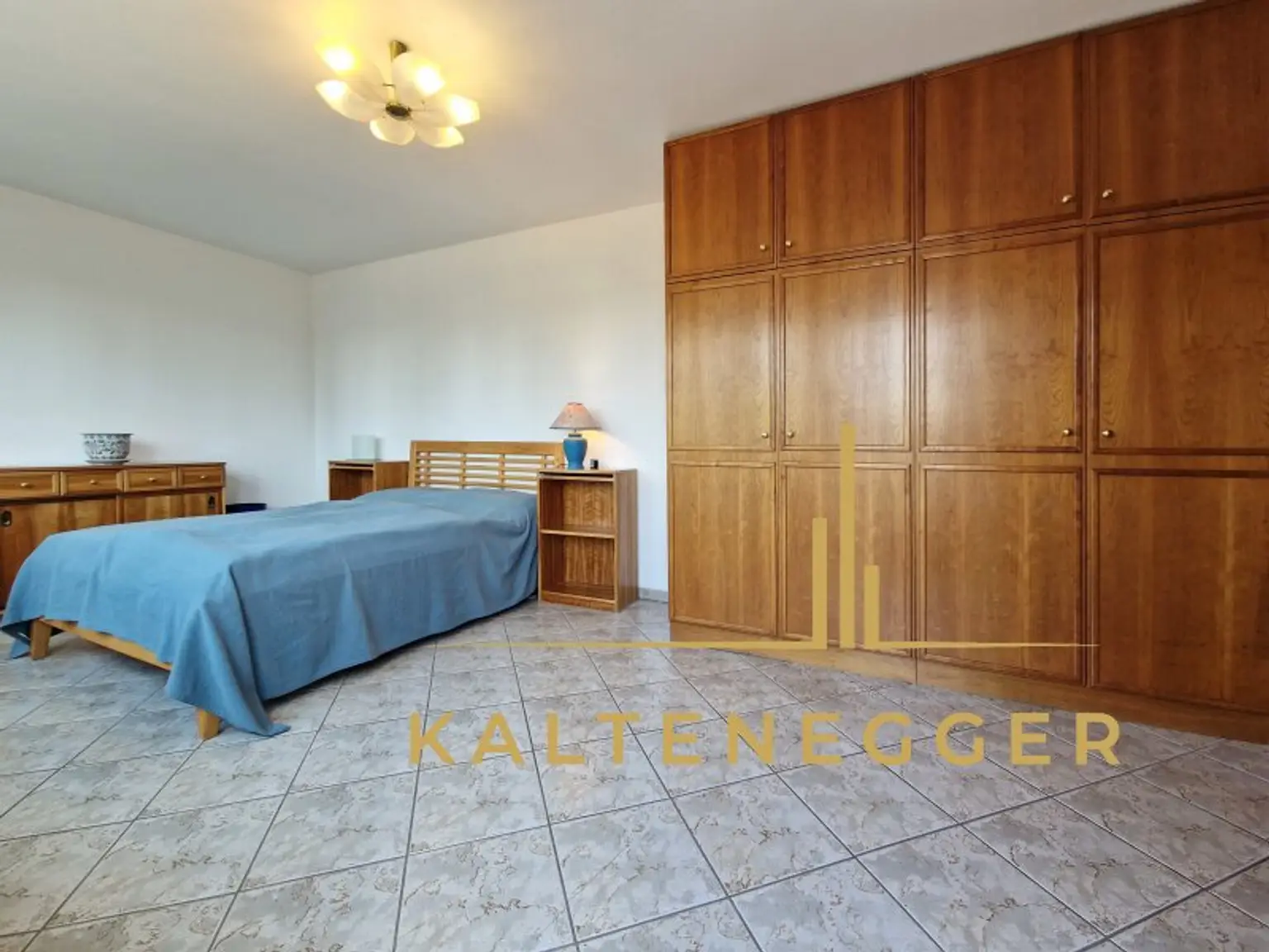 Schlafzimmer ca. 18,44 m²