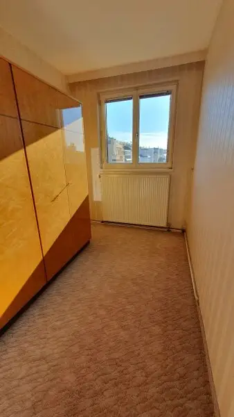 Sonnige Wohnung mit Top-Raumanordnung im 4. Liftstock