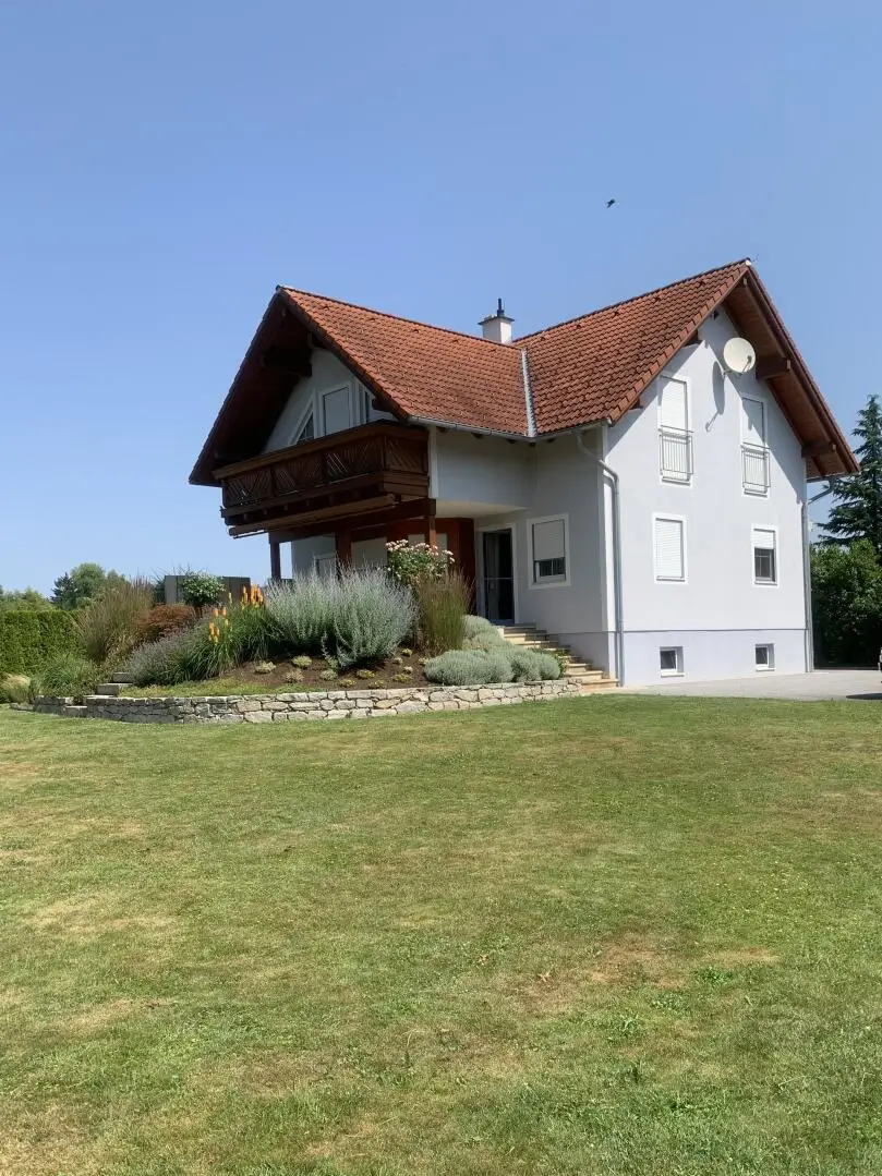 Exquisites  Einfamilienhaus  nächst Gleisdorf  in ruhiger Randlage.