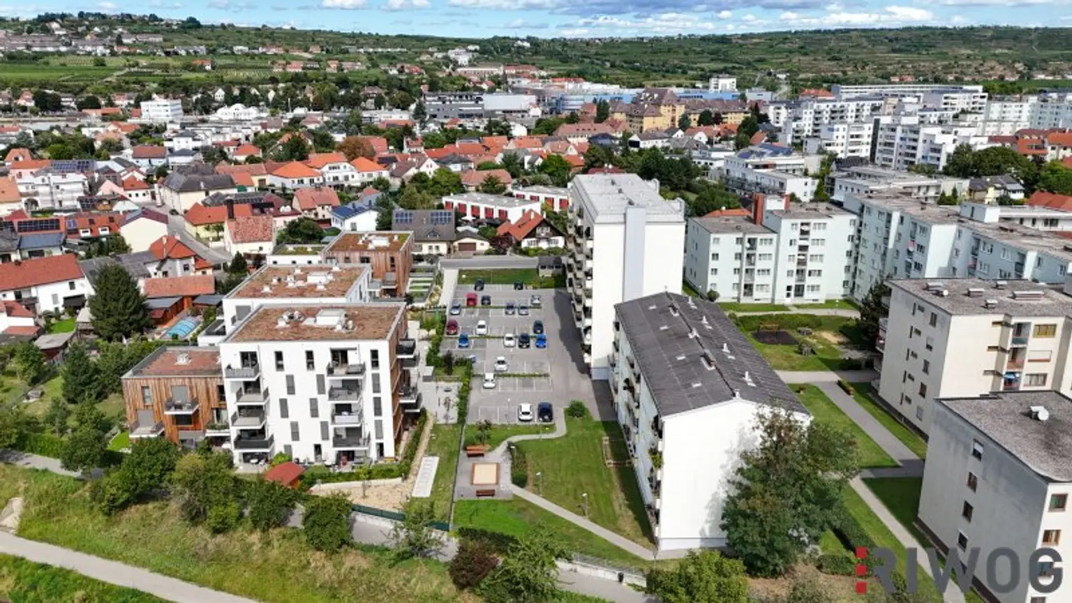 Wohnung für 3er-STUDENTEN-WG mit AUßENFLÄCHE, 4 Zimmer