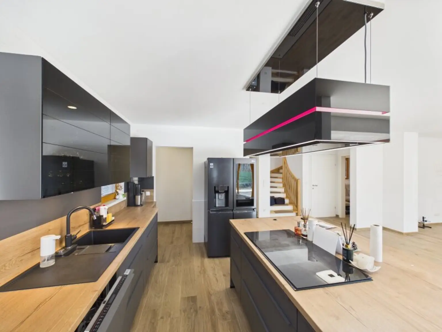 Idyllisches Einfamilienhaus in Gänserndorf: 5 Zimmer, Pool, Balkon & mehr!