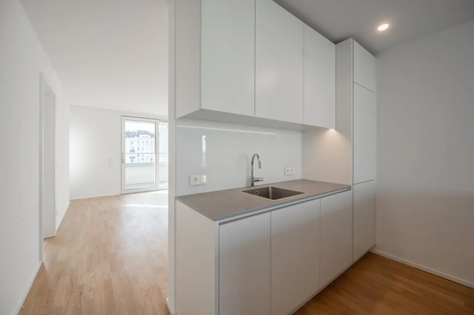 ++MOLLARD 50++ Elegant 3-room apartment in Vienna’s vibrant city core (1/22)