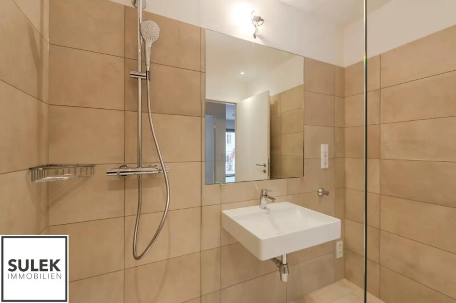 Margartetenstraße: ruhige Neubauwohnung - ideale 2er WG Wohnung mit Balkon - ab