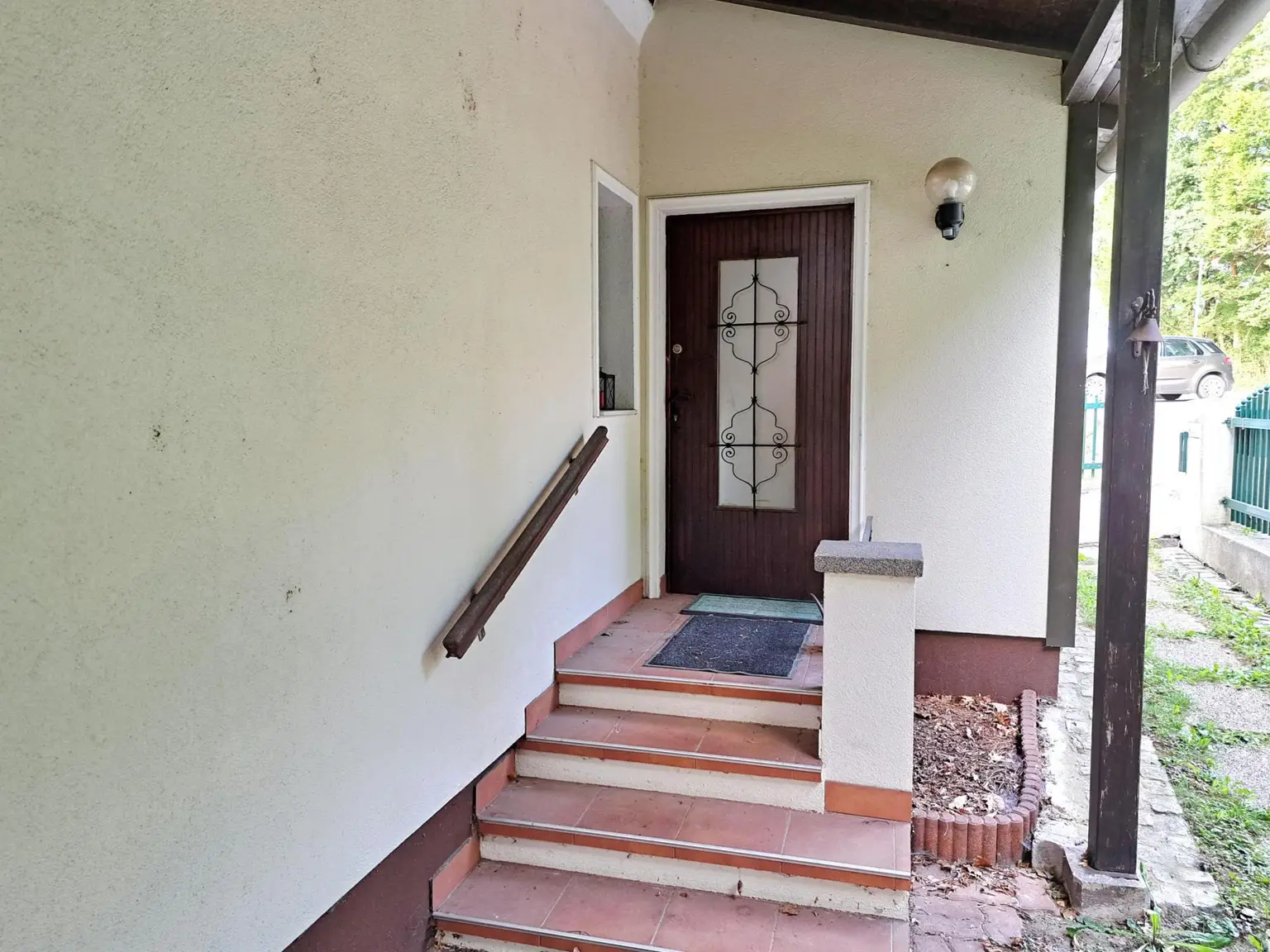 2 GETRENNTE WOHNEINHEITEN IN EINEM HAUS