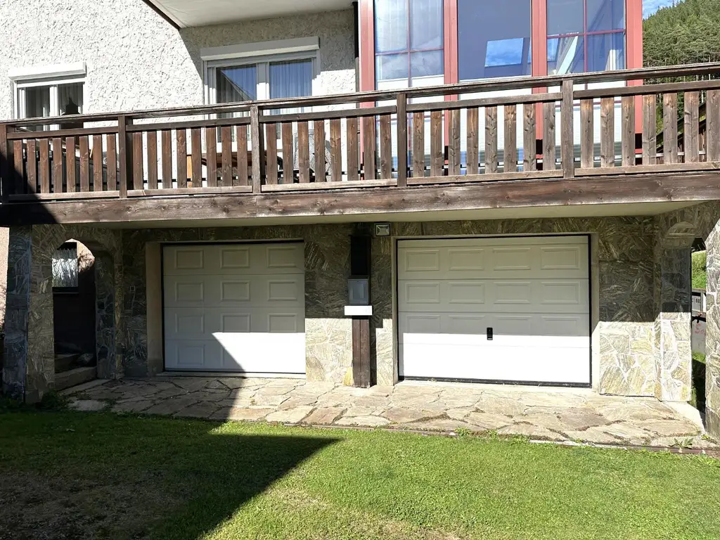 ***Idyllisches Ein- bis Zweifamilienhaus – Natur pur und sofort beziehbar !***