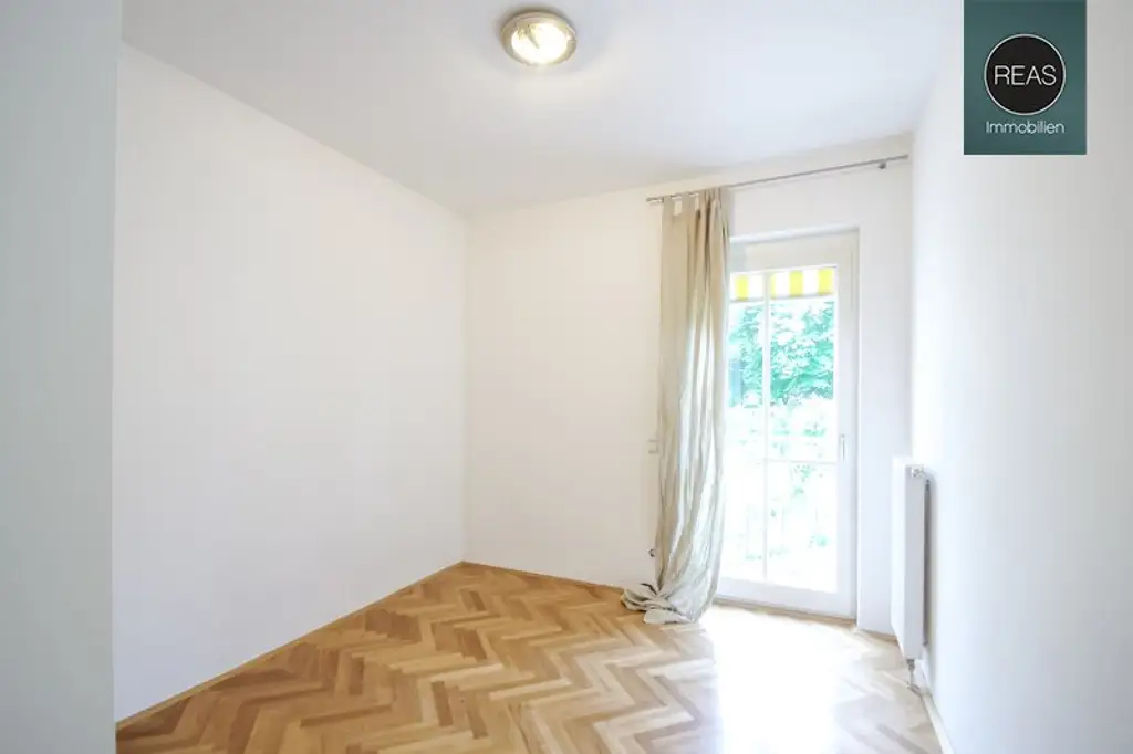 Traumwohnung mit Balkon, Terrasse und Garage in exklusiver Gartenanlage bei der Hohen Warte!
