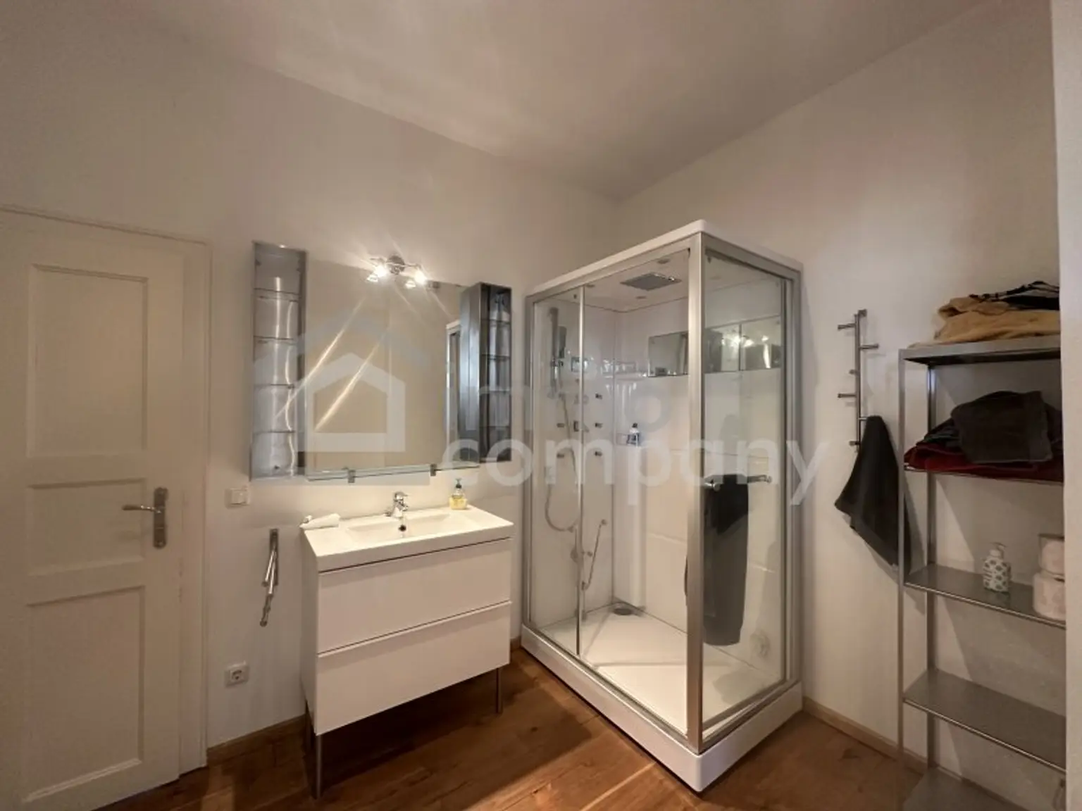 Der Traum der Alten Donau **Penthousewohnung in absoluter Ruhelage**