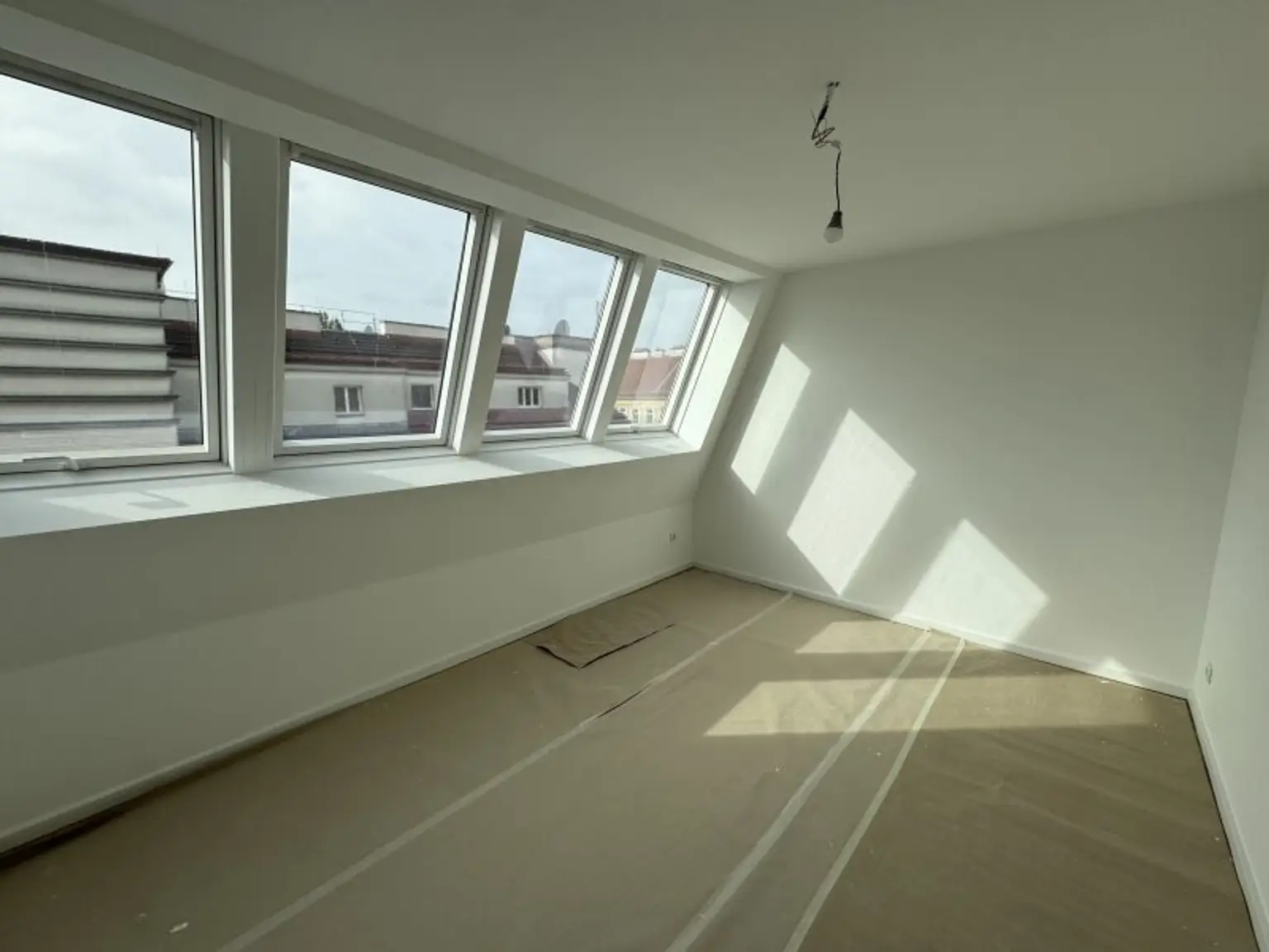 Exklusive Traumwohnung – Maisonette mit Panoramablick über Wien!