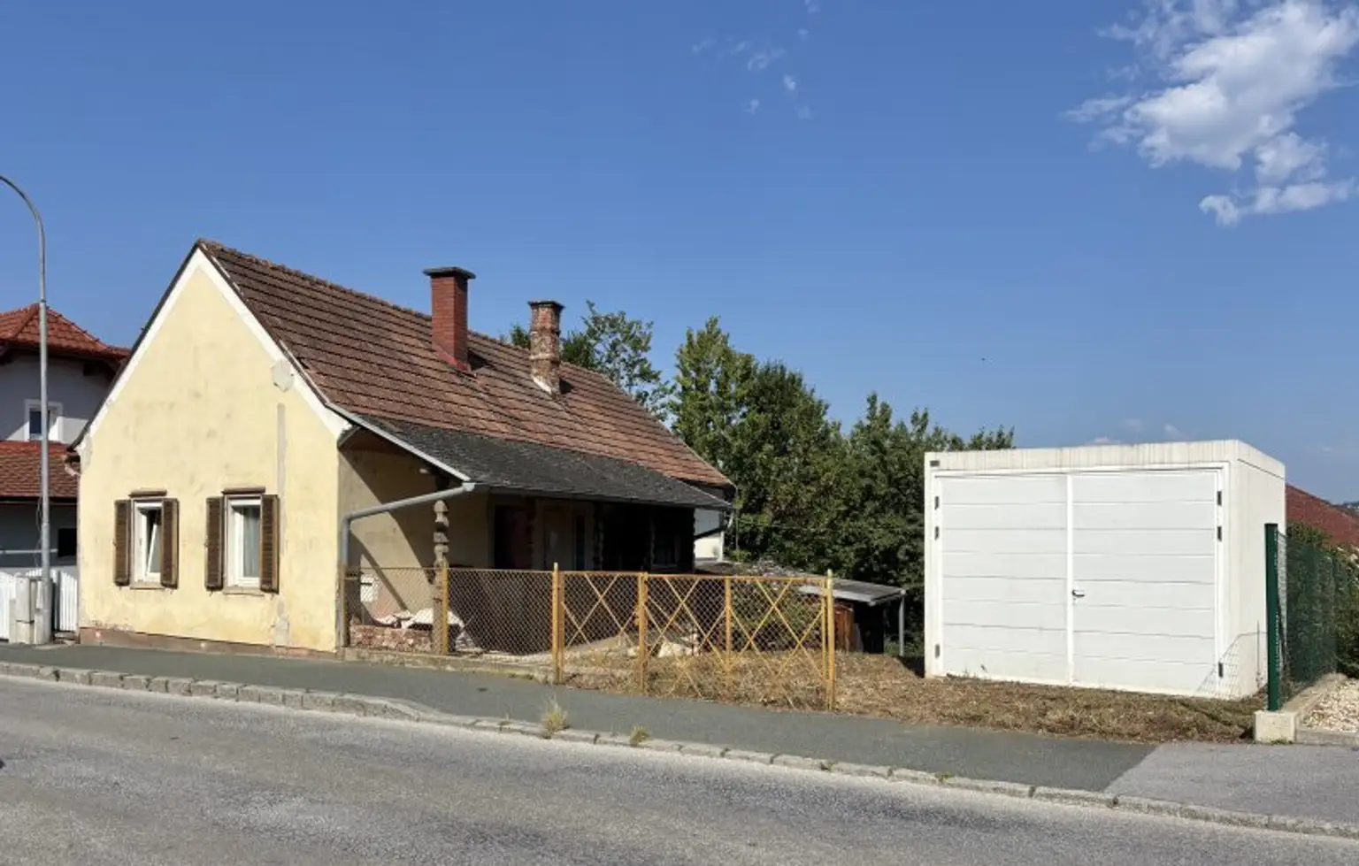 = PREISKNALLER =  Güssing !! Renovierungsobjekt in Zentrumslage mit ca. 430 m2 Eigengrund !!!