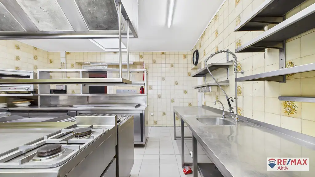 Voll ausgestattetes Gasthaus mit Wohnung in Angern an der March