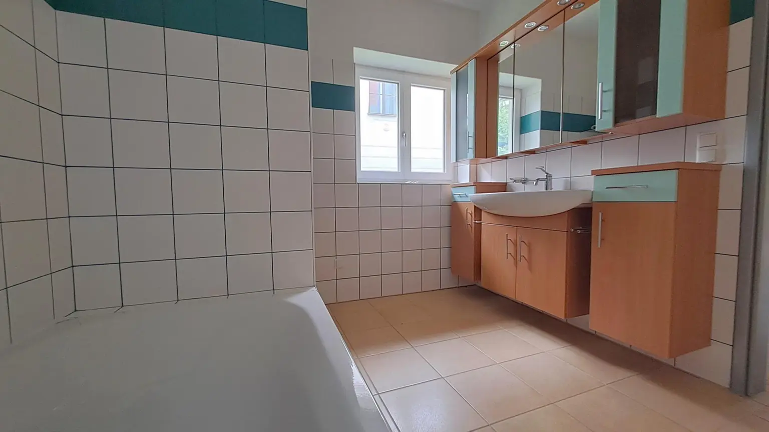 Badezimmer EG