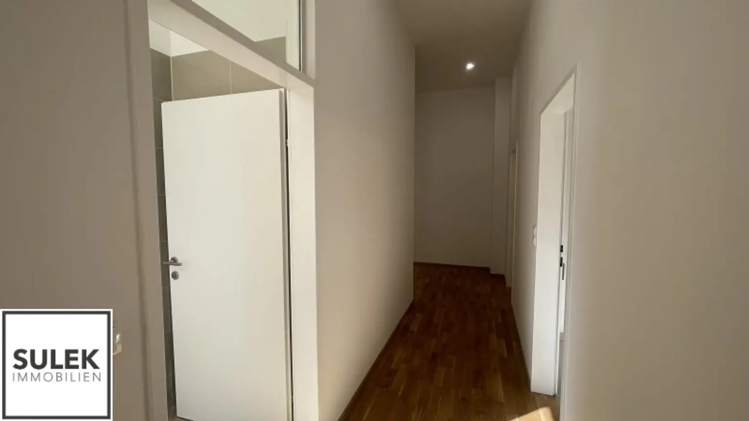 ** Erstbezug nach Sanierung ** Attraktive Bürofläche in der Rueppgasse – Perfekte Lage für Ihr Start-Up! ab sofort verfügbar**