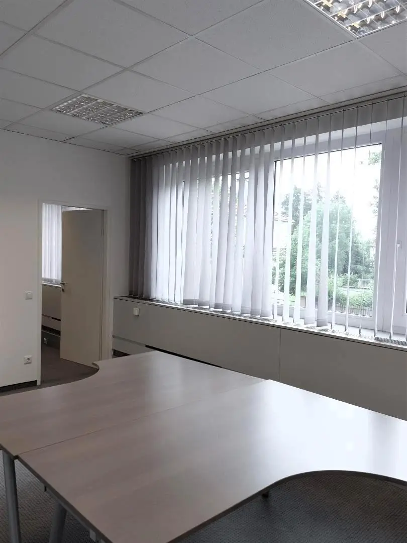 BHA 01B06 Büro 2