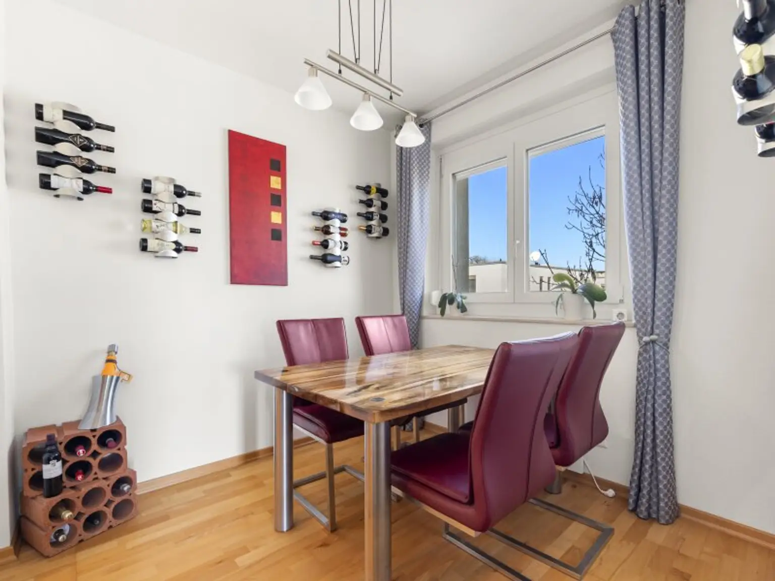 Schöne, sonnige und ruhige 94,00m² 3 Zi Wohnung mit Loggia in Klagenfurt - Karl-Marx-Straße