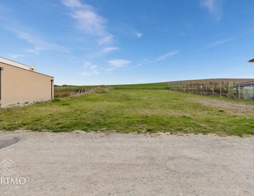 Traumhaftes unverbaubares Baugrundstück in Pennewang/Wiesham - 888m² für Ihr Eigenheim!