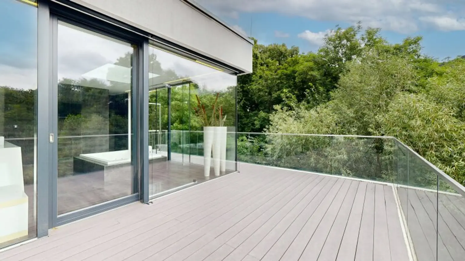 Luxusvilla mit Infinitypool in absoluter Ruhelage in Hinterbrühl – Exklusives Anwesen mit Top-Ausstattung