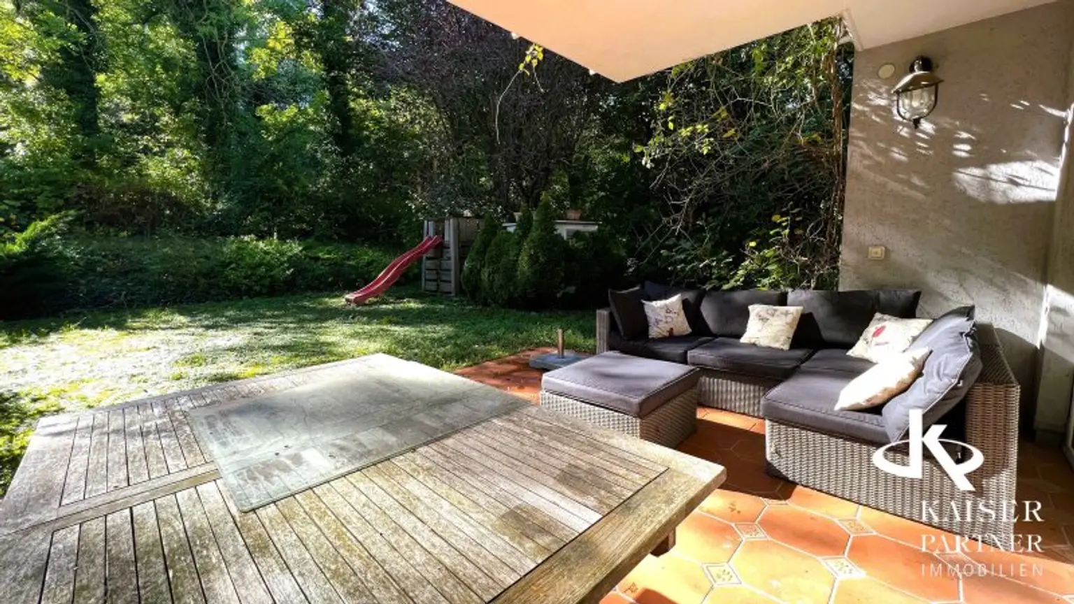 Terrasse + Garten