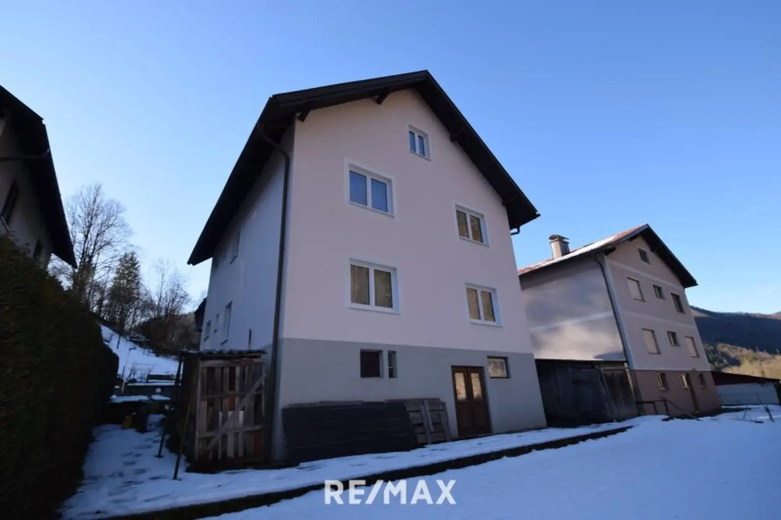 Außenansicht Bundesstraße