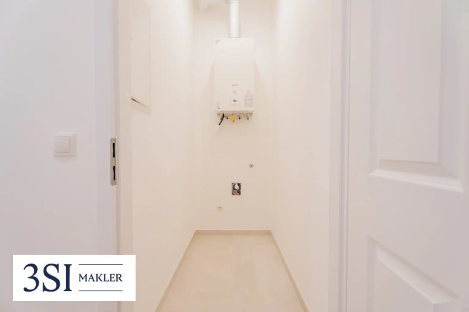 3-Zimmer-Erstbezug mit hochwertiger Ausstattung – Charmanter Altbau in zentraler Lage