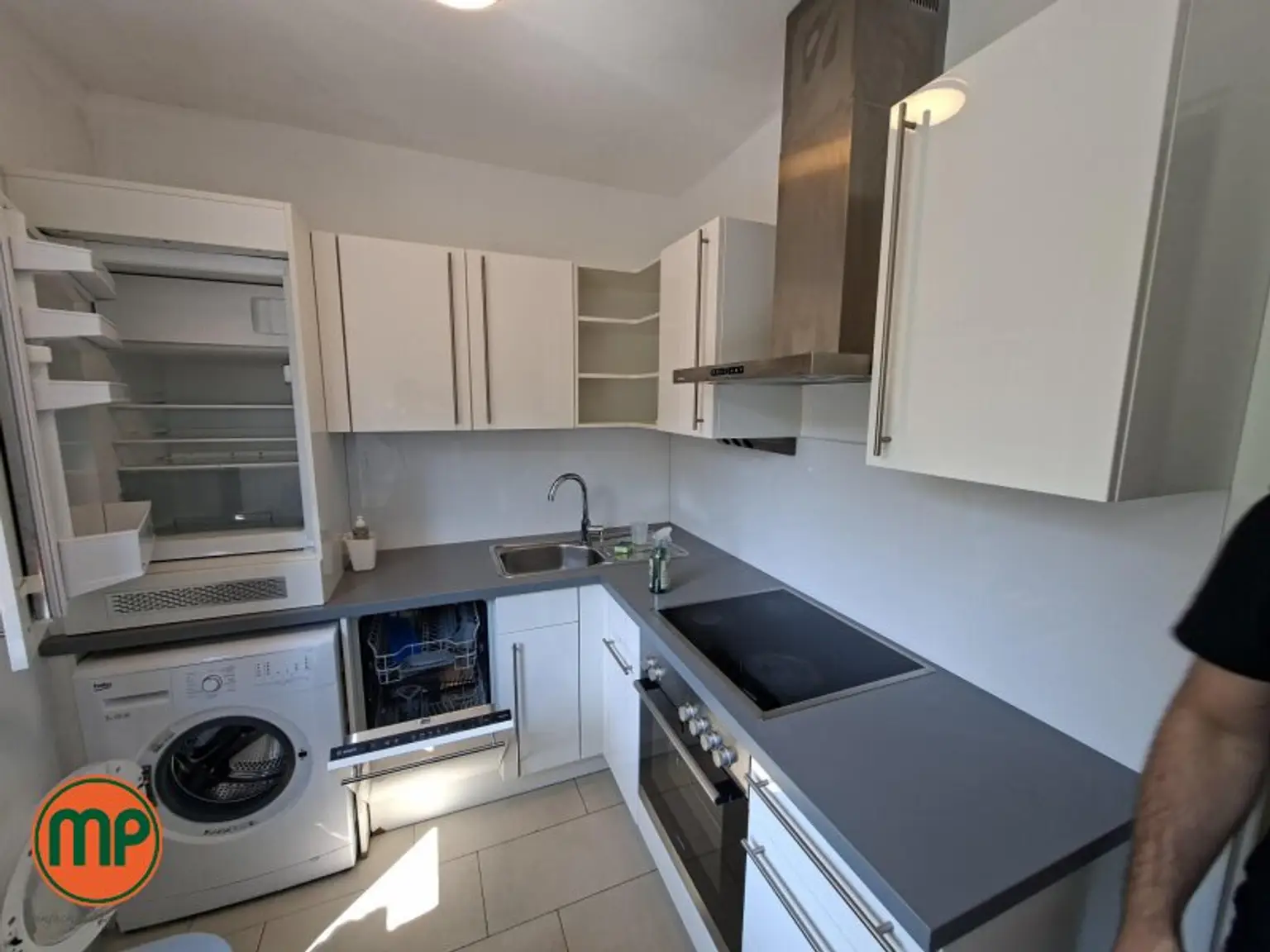 Helle 3 Zimmerwohnung mit Loggia im Herzen von Döbling