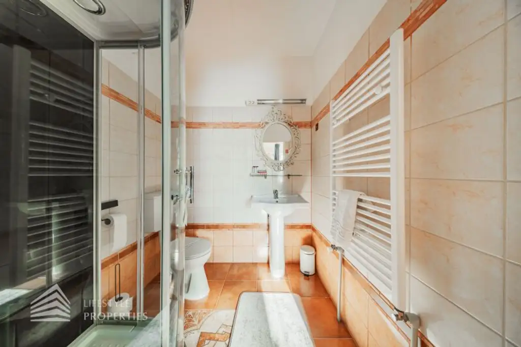 Historisches Hotel mit Restaurant & großzügigem Privatbereich – im Erholungsgebiet Semmering