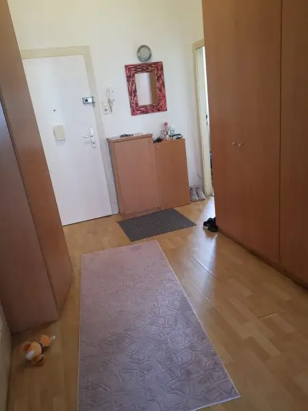 Nette helle 2 Zimerwohnung...