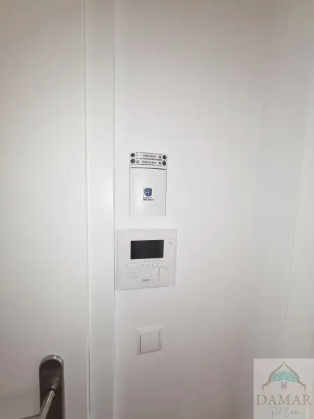 Den Arbeitsalltag im eigenen Whirlpool auf der riesigen Dachterrasse vergessen und die Seele baumeln lassen!