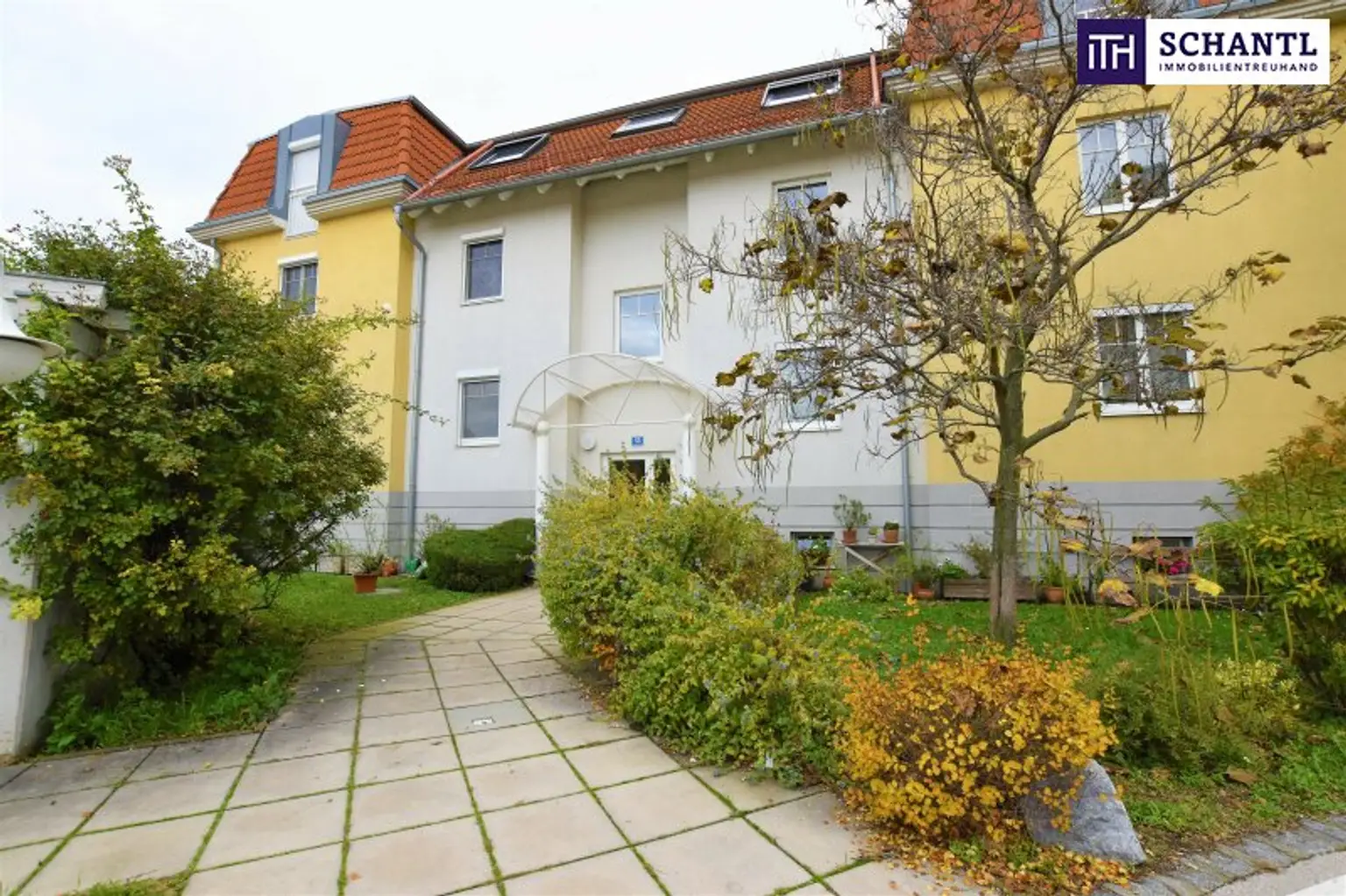 Schnell sein: Perfekt aufgeteilte 3-Zimmer Wohnung mit gemütlichem Balkon in Himberg bei Wien zu vermieten!