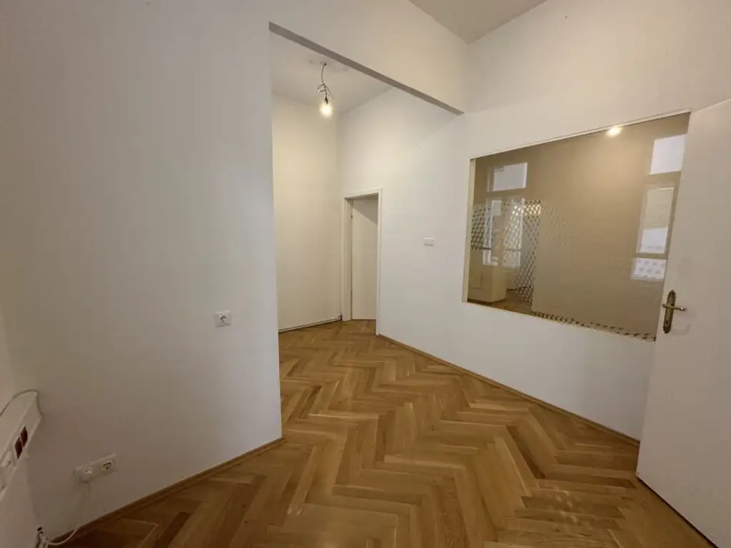 Büro nähe Karlskirche ab SOFORT