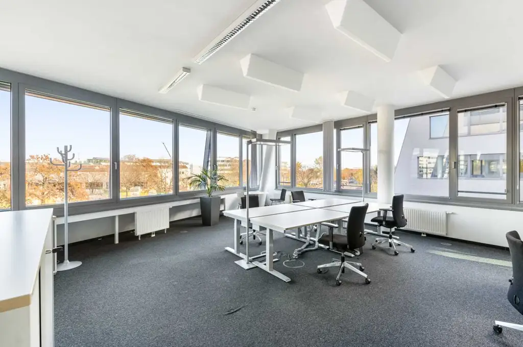 Top moderne & voll Ausgestattete Büroflächen in der Siemensstraße zu mieten!
