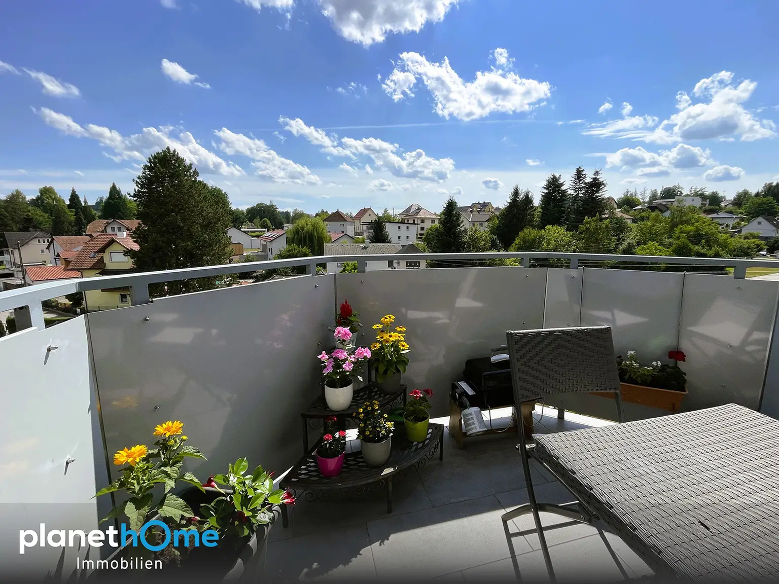 Ausblick sitzend vom Balkon